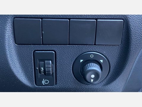 Peugeot Partner 1.6 HDi 850 S Panel Van 4dr Diesel Manual L1 (90 bhp) 26