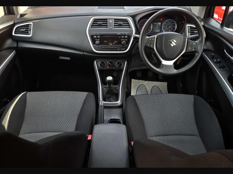 Suzuki SX4 S-Cross 1.6 SX4 S-Cross SZ3 5dr 24