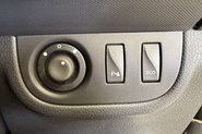 Dacia Sandero 1.5 dCi Laureate Hatchback 5dr Diesel Manual Euro 5 (90 ps) 53