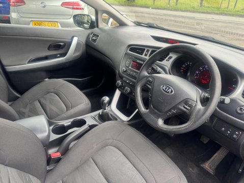 Kia Ceed 1.6 CRDi EcoDynamics 1 Sportswagon Euro 5 (s/s) 5dr 7