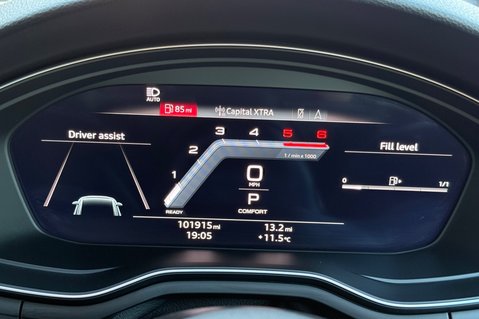 Audi A4 AVANT TDI S LINE MHEV - REVERSE CAMERA - 8 AUDI MAIN DEALER SERVICES 40