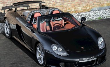 Porsche Carrera GT 8