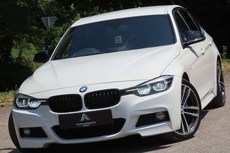 BMW 3 Series 2.0 330e 7.6kWh M Sport Shadow Edition Saloon 4dr Petrol Plug-in Hybrid Aut 1