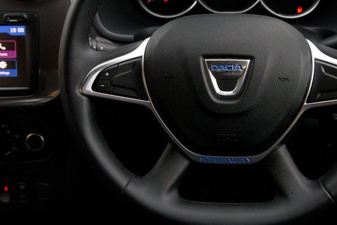 Dacia Sandero Stepway COMFORT TCE 18