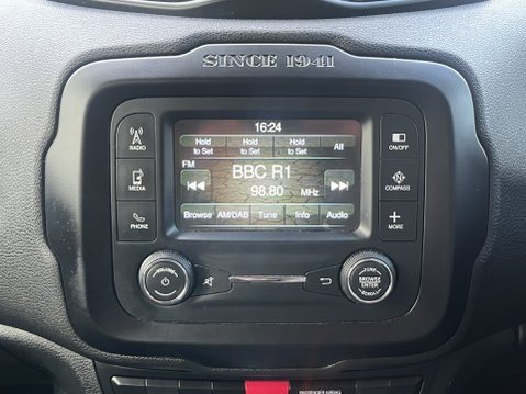 Jeep Renegade M-JET SPORT 14