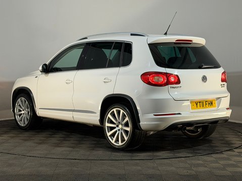Volkswagen Tiguan R LINE TDI 4MOTION 9