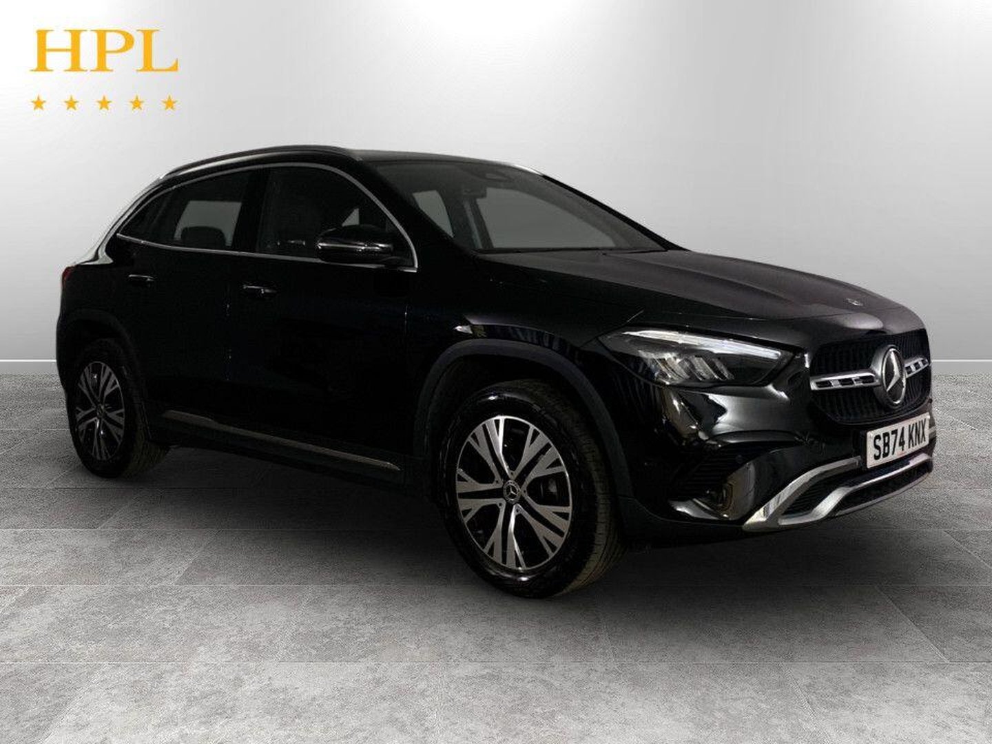Mercedes-Benz GLA listing photo