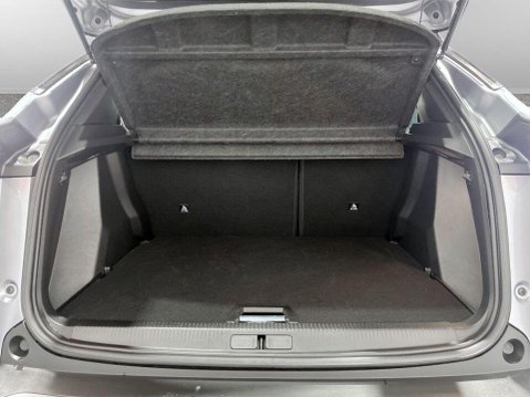 Peugeot e-2008 50kWh GT SUV 5dr Electric Auto (7kW Charger) (136 ps) One Owner 20
