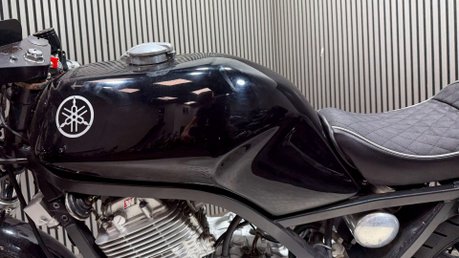 Yamaha SRX 1986 15K CAFE RACER CUSTOM BIKE LIGHT RUNNING PROJECT BIKE 10