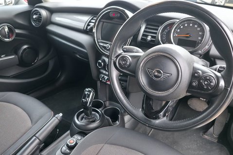 Mini Hatch 1.5 COOPER AUTOMATIC! FULL SERVICE HISTORY! 6 SERVICES! 15