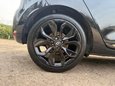 Renault Clio 0.9 TCe Iconic Euro 6 (s/s) 5dr 21