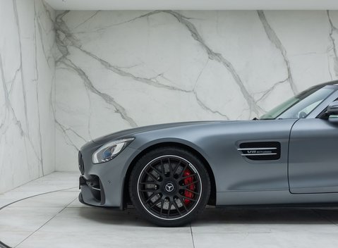 Mercedes-Benz Amg GT S PREMIUM 33