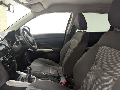 Suzuki Vitara 1.6 Vitara SZ-T 5dr 34