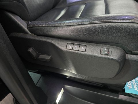 Peugeot Traveller 2.0 BlueHDi Allure Standard MPV MWB Euro 6 (s/s) 5dr (SNav) 41