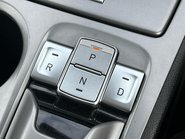 Hyundai KONA PREMIUM 32