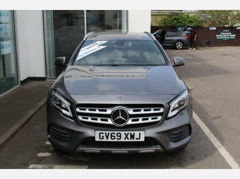 Mercedes-Benz GLA Class GLA 180 AMG LINE EDITION 8