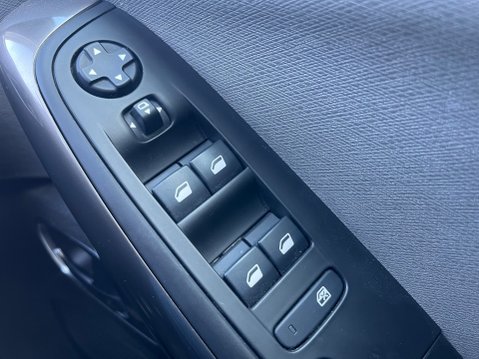 Citroen Grand C4 Spacetourer 1.2 PURETECH FEEL PLUS 7 SEATER 27