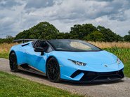 Lamborghini Huracan LP 640-4 PERFORMANTE SPYDER 2