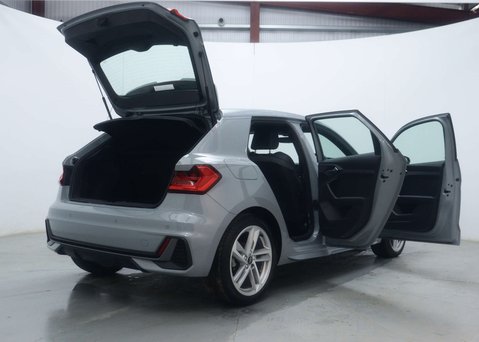 Audi A1 1.0 A1 Sportback 30 TFSI S Line Semi-Auto 5dr 60
