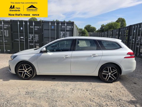 2017 Peugeot 308 thumbnail 5