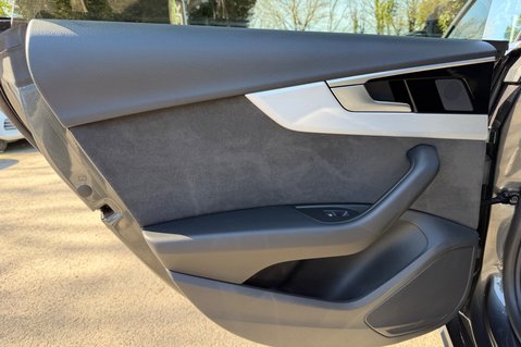 Audi A5 SPORTBACK TFSI QUATTRO S LINE MHEV -APPLE CARPLAY -FULL AUDI S/HISTORY 26