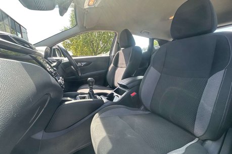 Nissan Qashqai 1.5 dCi Acenta Premium SUV 5dr Diesel Manual Euro 6 (s/s) (115 ps) 18