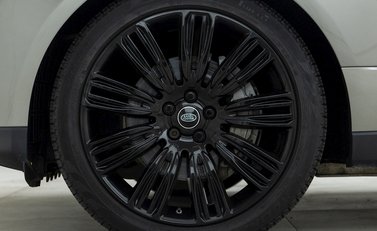 Land Rover Range Rover D300 Westminster Black Edition 8