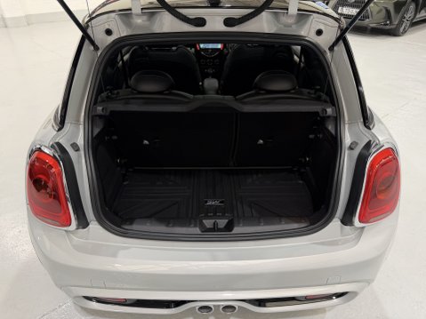 Mini Hatch COOPER S 21