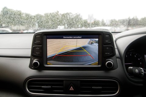 Hyundai KONA PREMIUM SE 34
