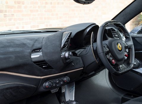 Ferrari 488 Pista 16