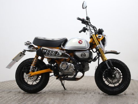 Honda Monkey Z125 MONKEY
