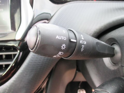 Peugeot 2008 1.2 PureTech GT Line Euro 6 (s/s) 5dr 34