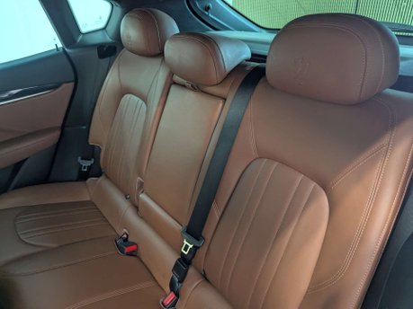 Maserati Levante 3.0 Levante D V6 Auto 4WD 5dr 44