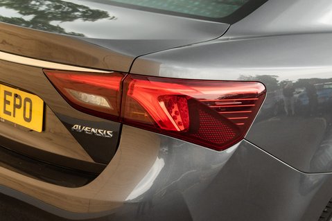 Toyota Avensis VALVEMATIC BUSINESS EDITION 9