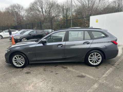 BMW 3 Series 2.0 330e 12kWh SE Pro Touring 5dr Petrol Plug-in Hybrid Auto xDrive Euro 6 25