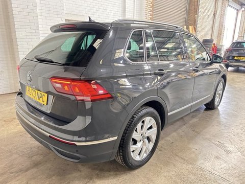 Volkswagen Tiguan LIFE TSI DSG 4
