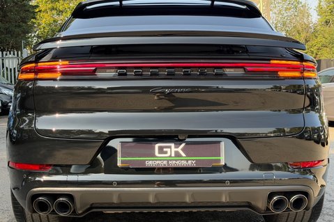Porsche Cayenne V6 E-HYBRID BLACK EDITION -MATRIX LEDS -360 CAMS -WHITE LEATHER INTERIOR 26