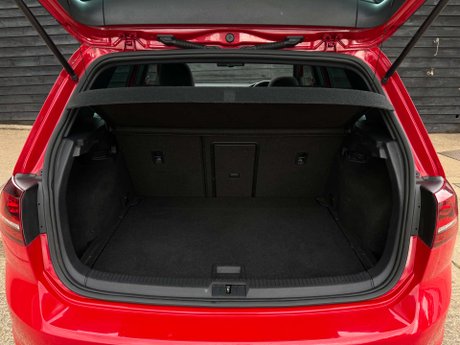 Volkswagen Golf 2.0 Golf GTD Semi-Auto 5dr 38