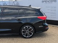 Ford Focus ST-LINE X 6