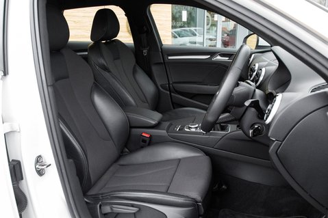 Audi A3 SPORTBACK TFSI S LINE 35