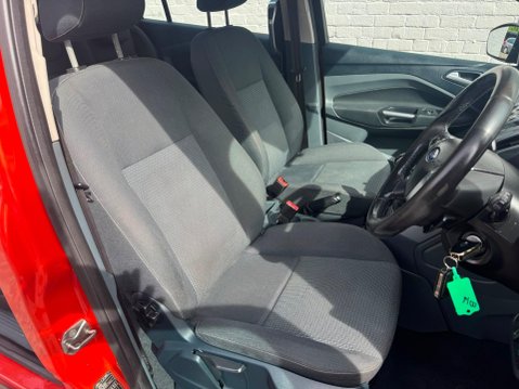 Ford Grand C-Max 1.6 Zetec Euro 5 5dr 10
