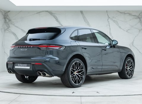 Porsche Macan S 3