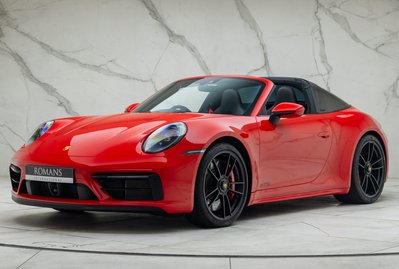 Porsche 911 Targa 4 GTS (992)