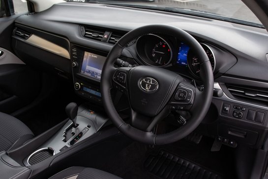 Toyota Avensis VALVEMATIC BUSINESS EDITION