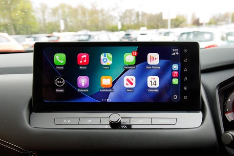 Nissan Qashqai DIG-T N-CONNECTA MHEV 32