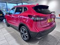 Nissan Qashqai 1.3 DIG-T N-Connecta Euro 6 (s/s) 5dr 5