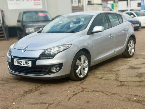 Renault Megane 1.6 16V Dynamique TomTom Hatchback 5dr Petrol Manual Euro 5 (110 ps) 3