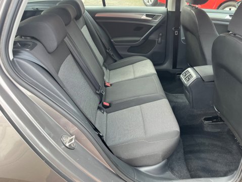 Volkswagen Golf S TDI BLUEMOTION TECHNOLOGY 9