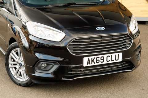 Ford Tourneo Courier TITANIUM 10