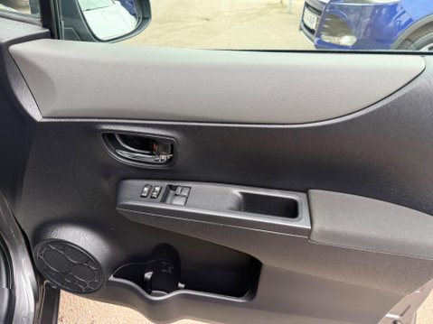Toyota Yaris 1.33 Dual VVT-i TR Euro 5 5dr 40